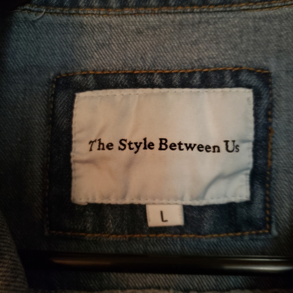 Jean Jacket Size LG - Picture 2 of 2